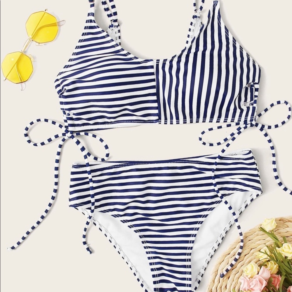 ☀️Brand New 2 Piece Bikini☀️